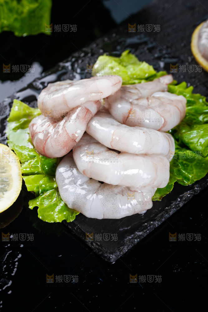 深底上的青虾仁