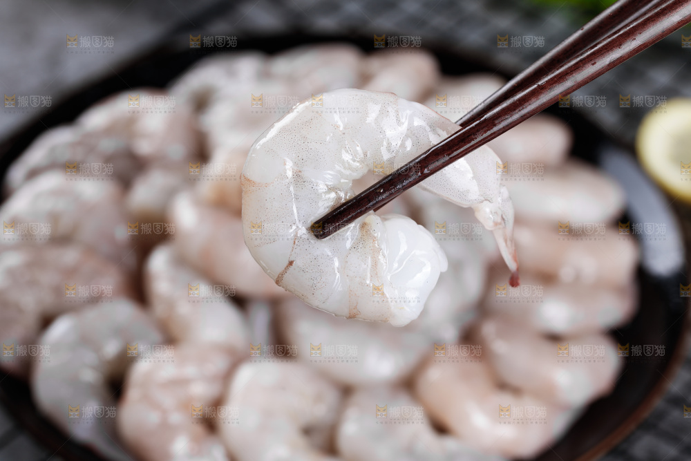深底上的青岛大虾仁
