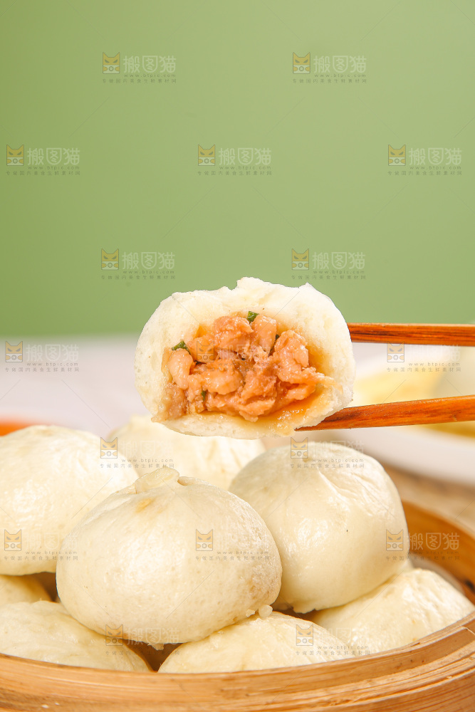 浅底上的发面小笼包