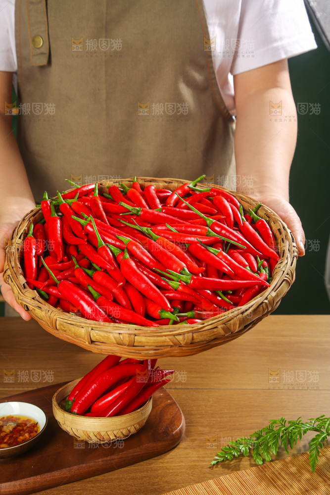 深底上的农家小米椒