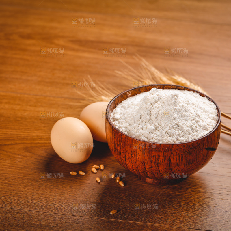 深底上的面粉