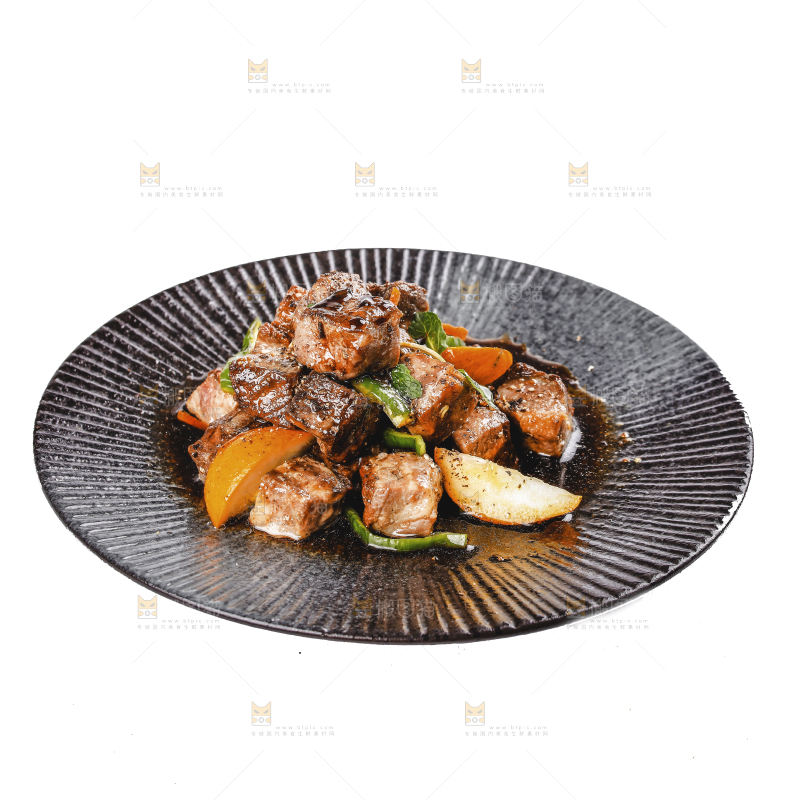 盘子里的黑椒牛肉粒