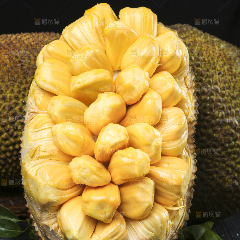 深底上的黄肉菠萝蜜