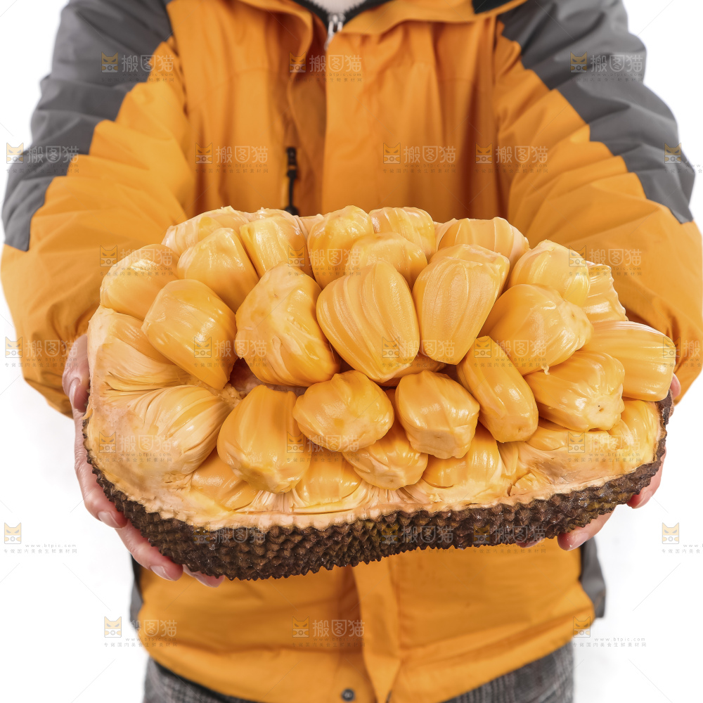 浅底上的红肉菠萝蜜