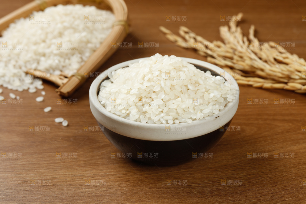 木底上的五常大米