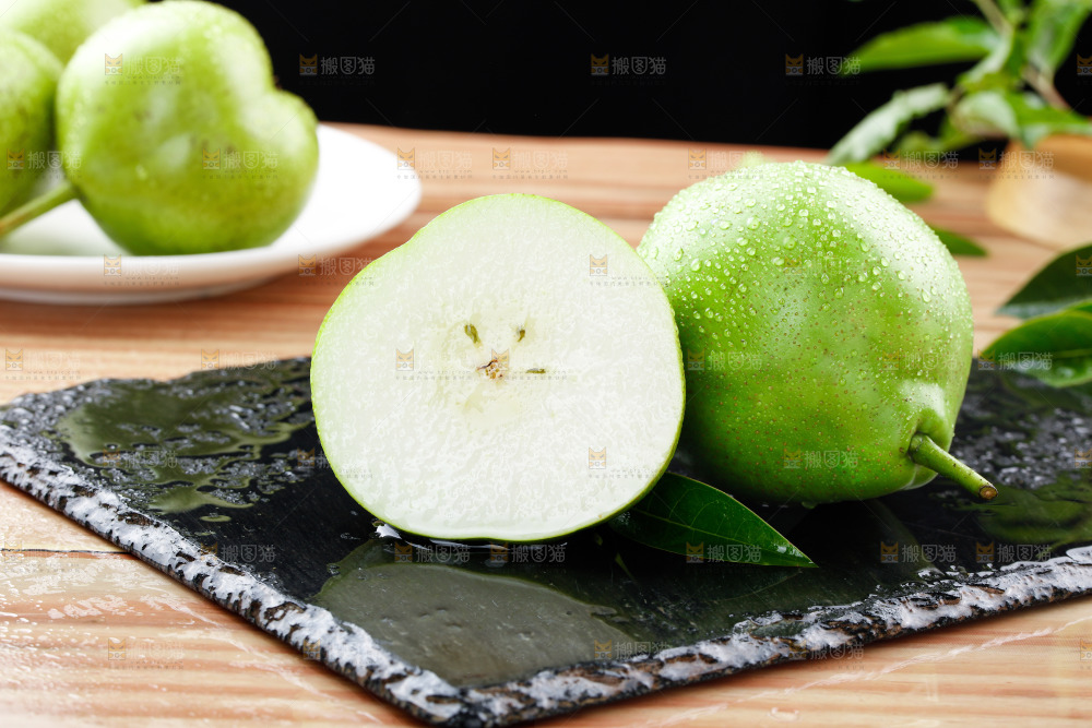 浅底上的早酥梨