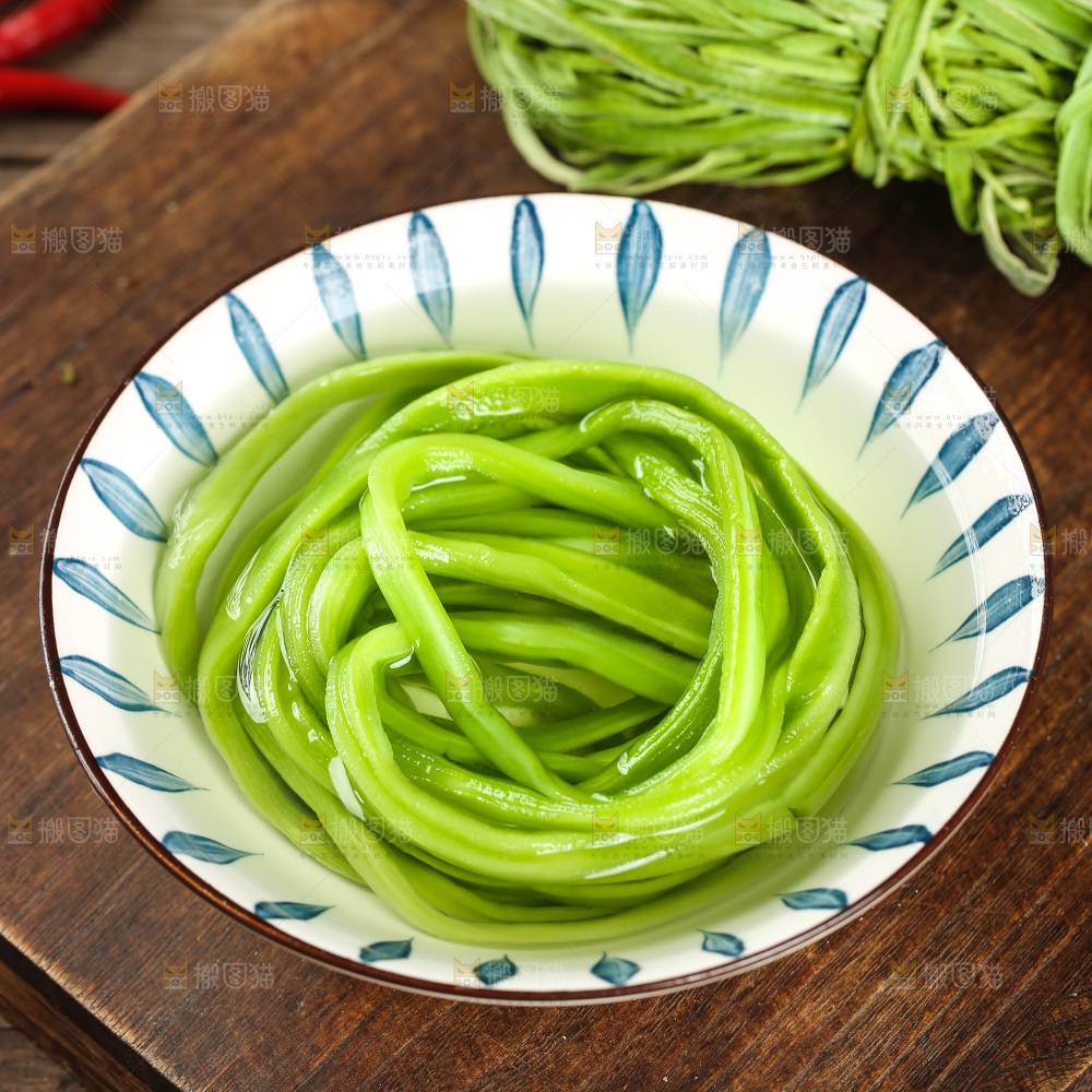 深底上的贡菜