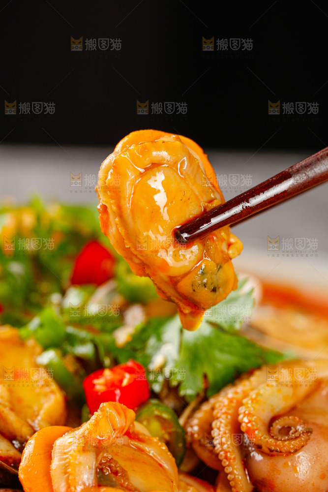 深底上的捞汁小海鲜