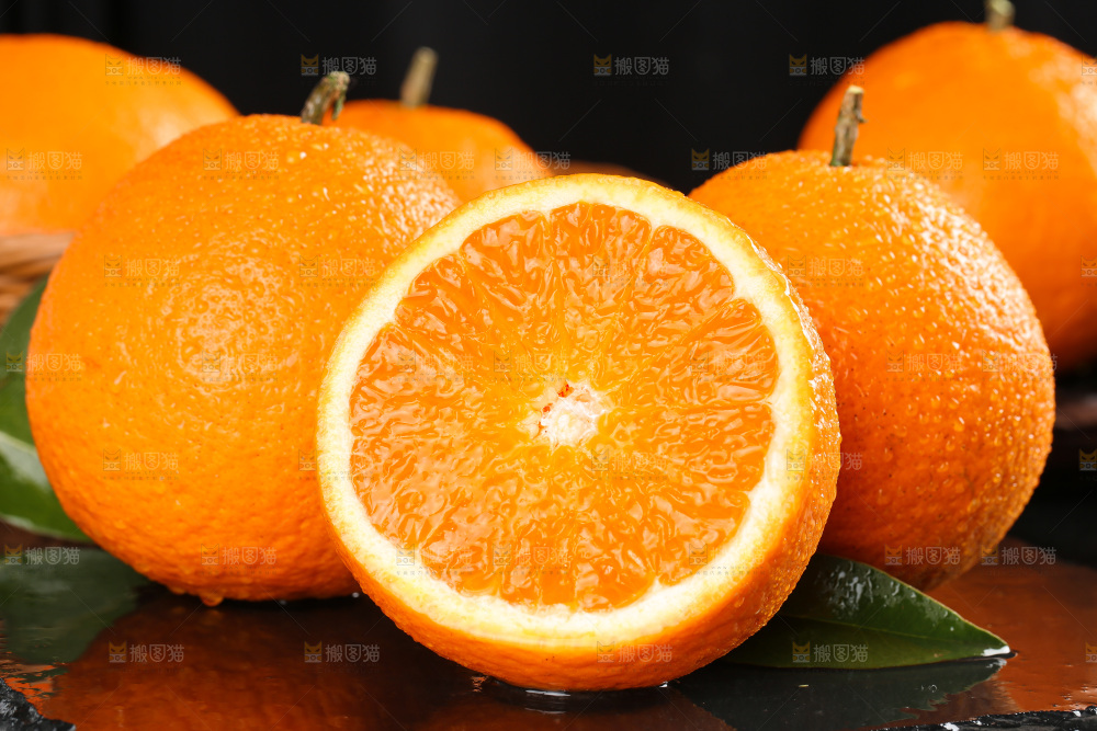深底上的青见柑橘