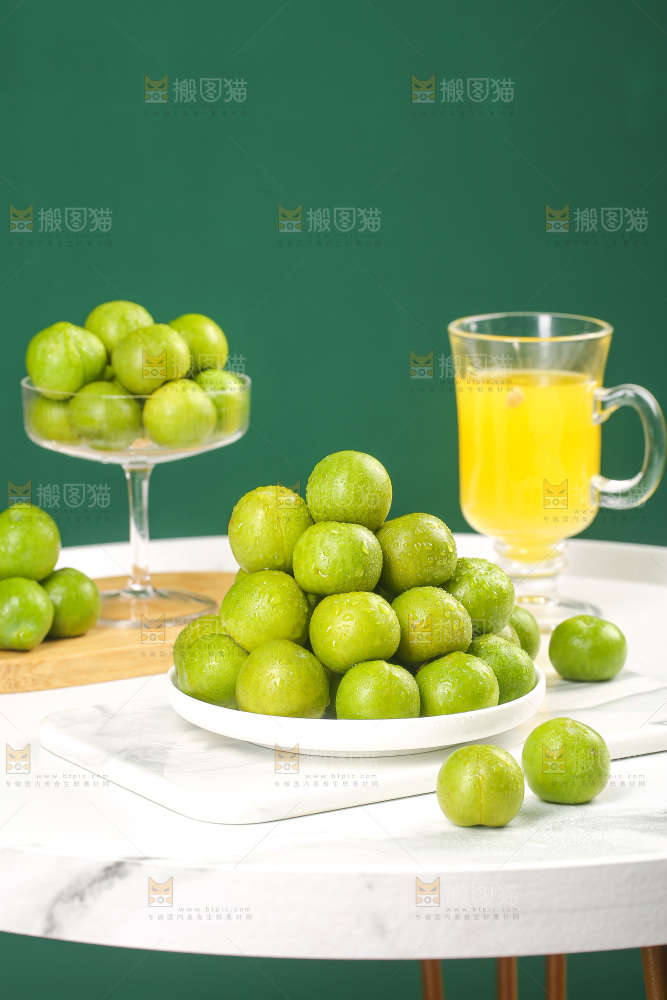 木底上的脱骨李