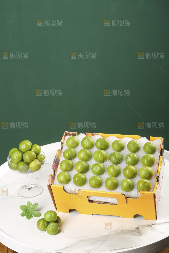 木底上的脱骨李