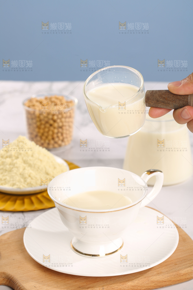 浅底上的豆浆粉