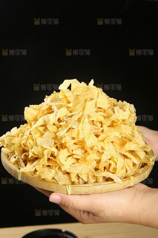 木底上的干豆皮