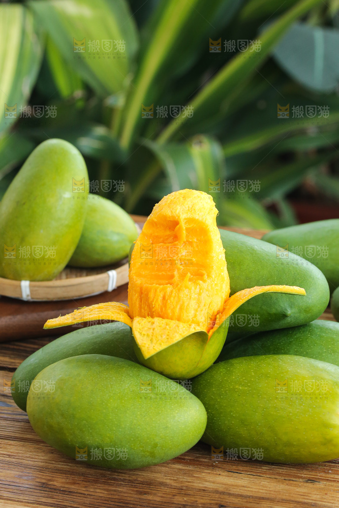深底上的椰香芒
