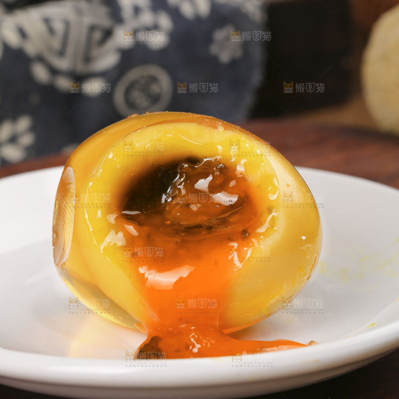 深底上的变蛋