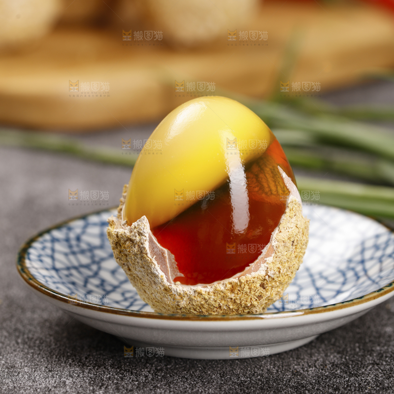 深底上的变蛋
