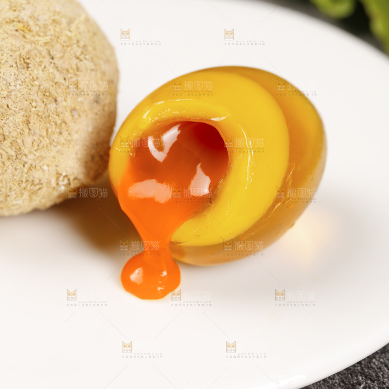 深底上的变蛋