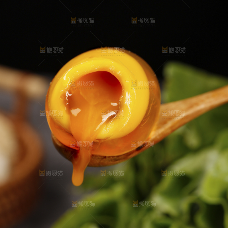 深底上的变蛋