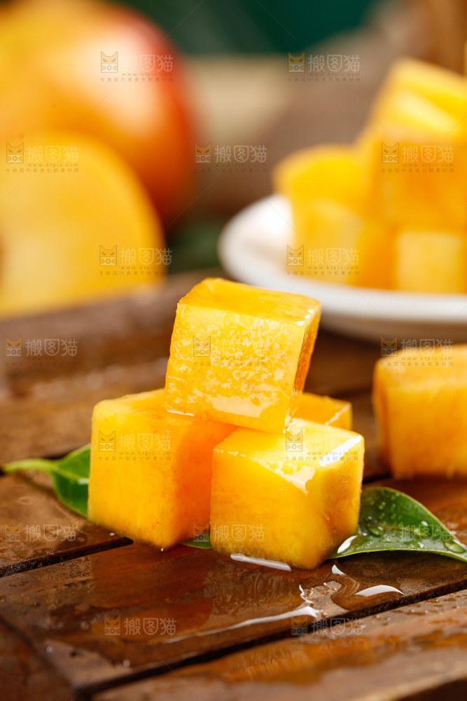 深底上的黄油蟠桃
