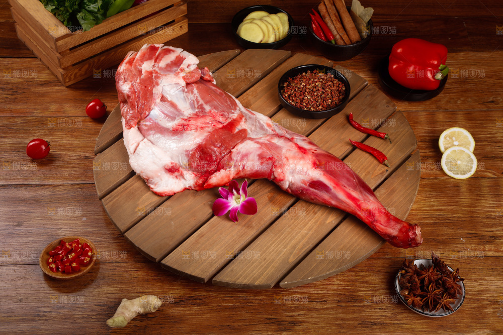 深底上的羊后腿