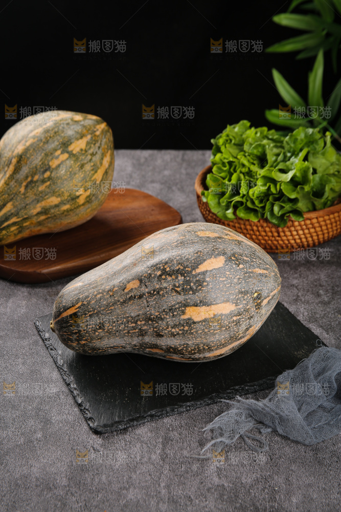 深底上的香芋南瓜