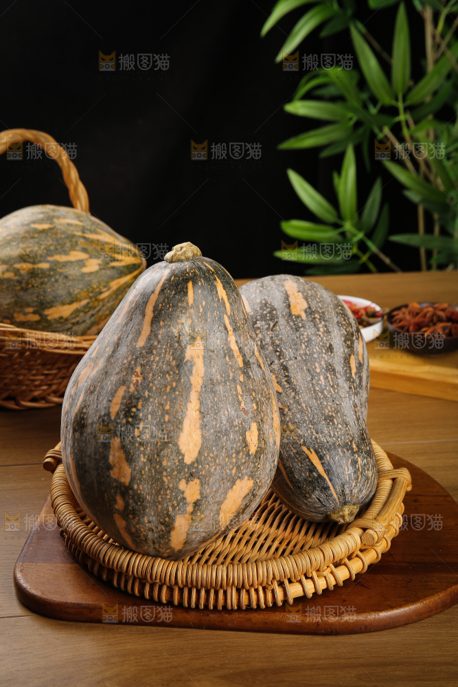 深底上的香芋南瓜
