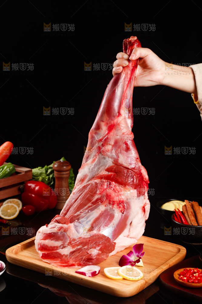 深底上的羊后腿