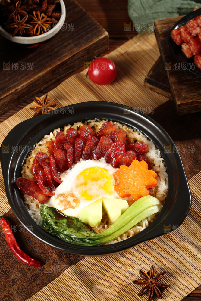 深底上的腊肠煲仔饭