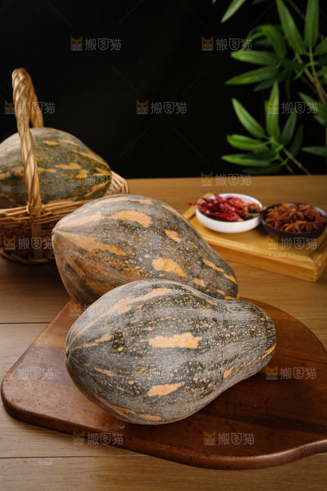 深底上的香芋南瓜