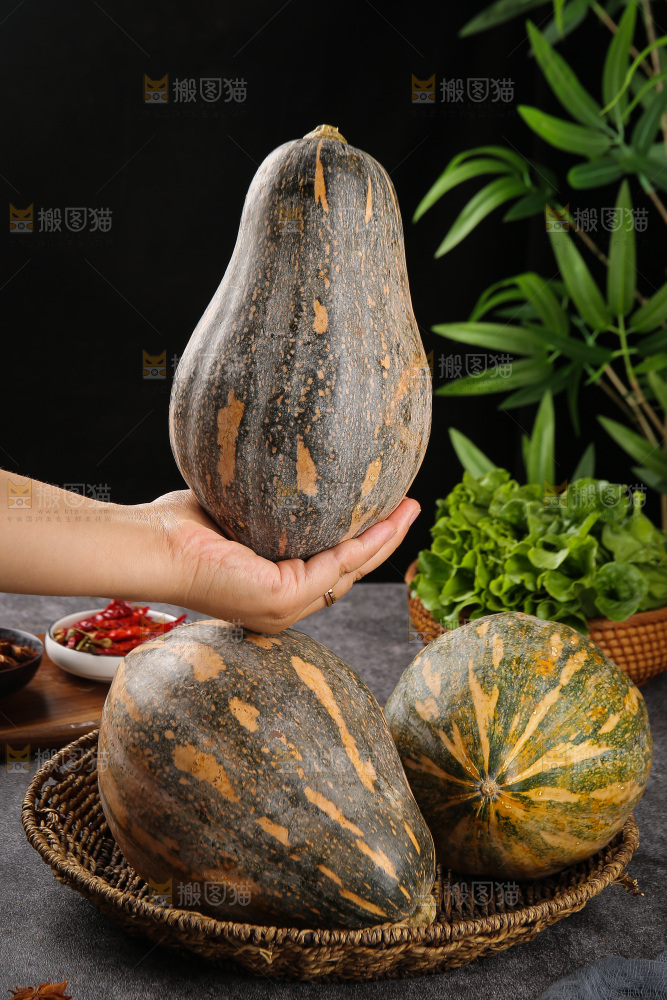 深底上的香芋南瓜