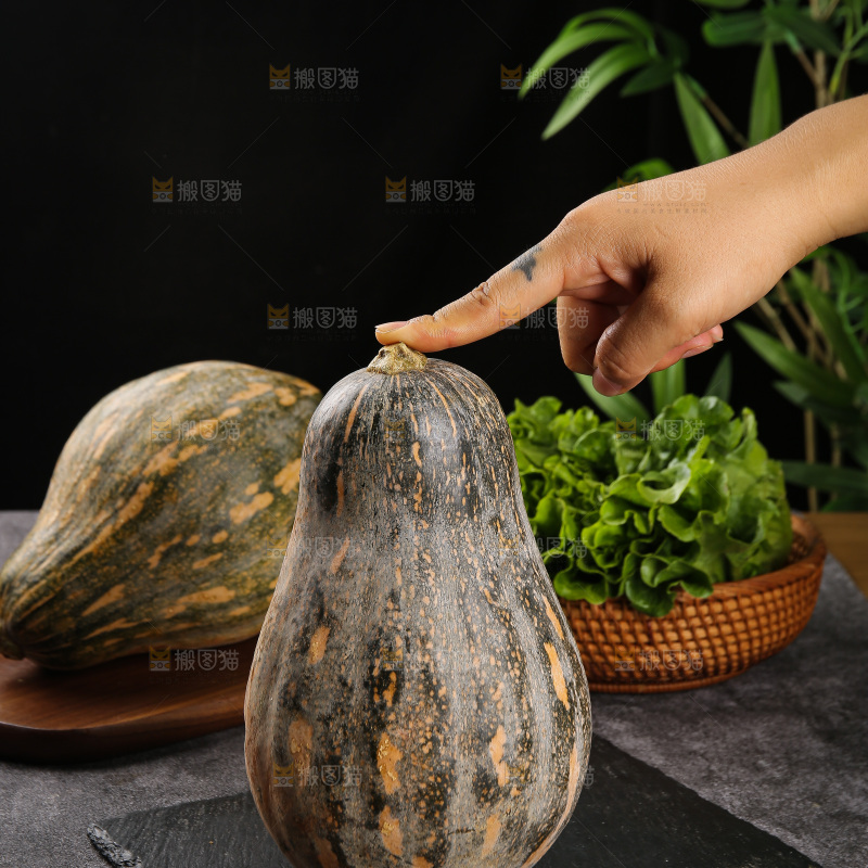 深底上的香芋南瓜