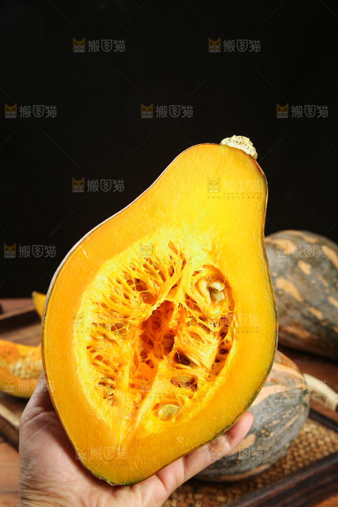 木底上的香芋南瓜