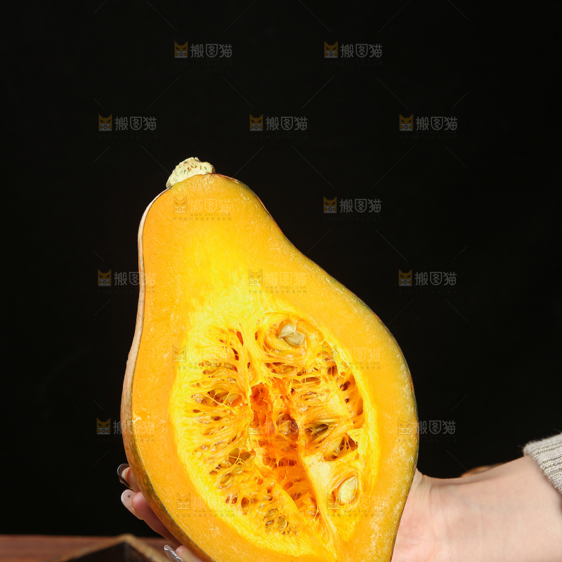 木底上的香芋南瓜