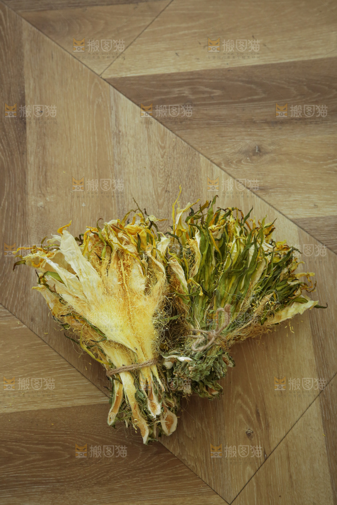 木底上的霸王花