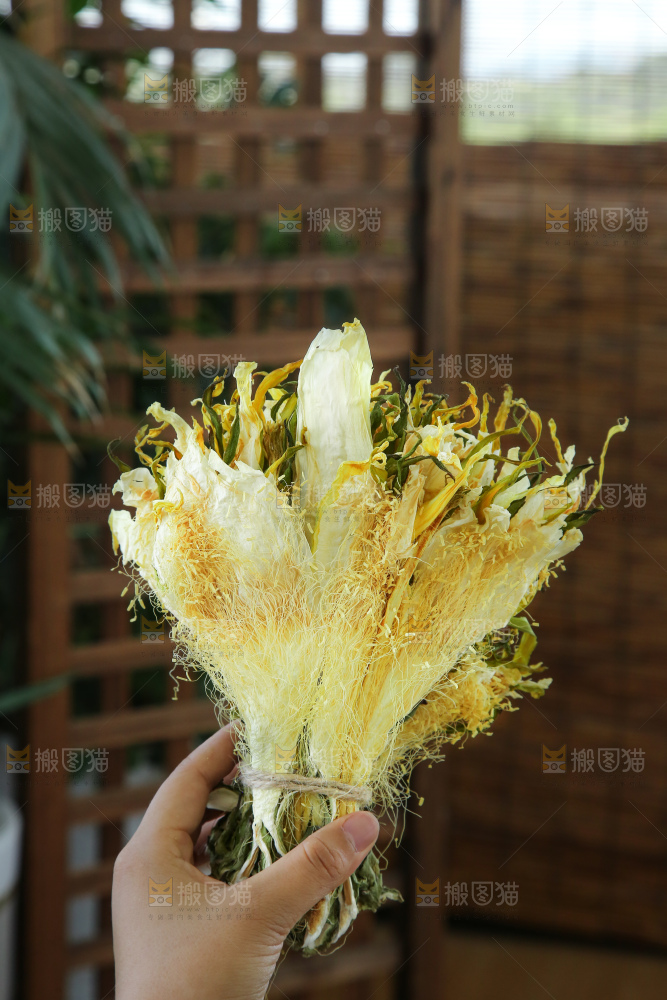 木底上的霸王花