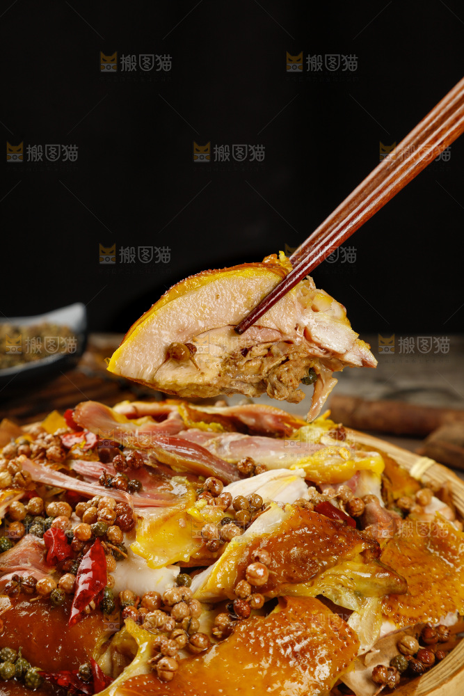 深底上的椒麻鸡