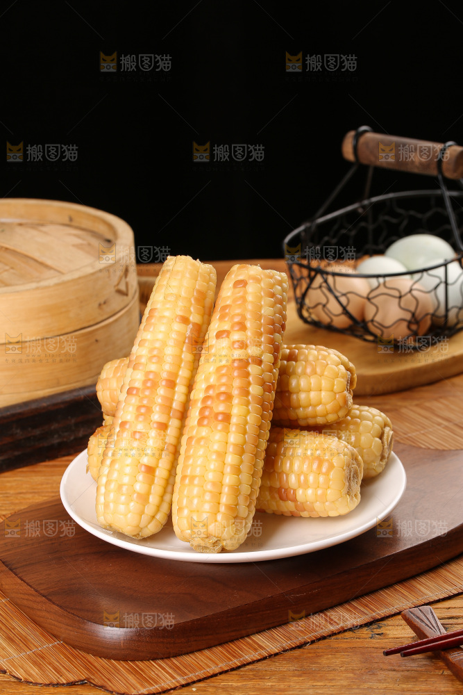 木底上的花糯玉米