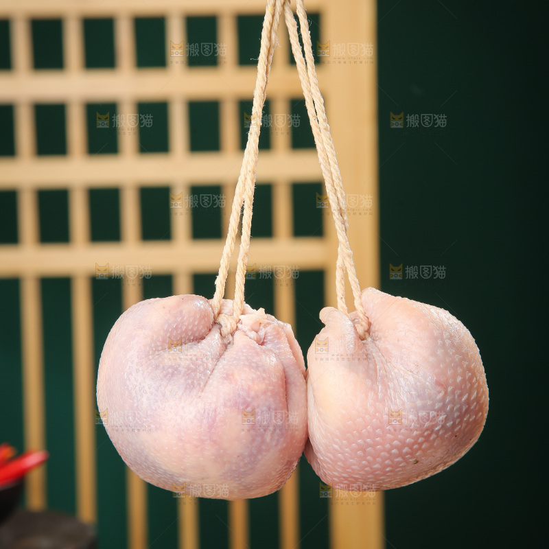 木底上的肚包肉