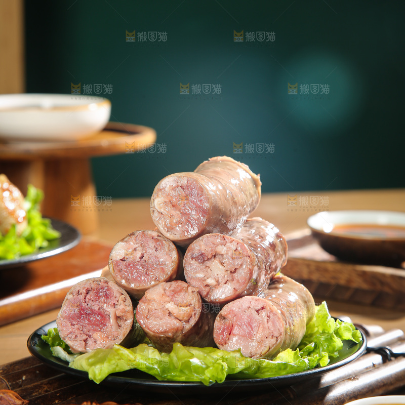 木底上的羊肠灌肉
