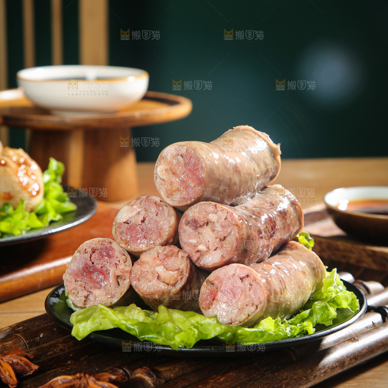 木底上的羊肠灌肉