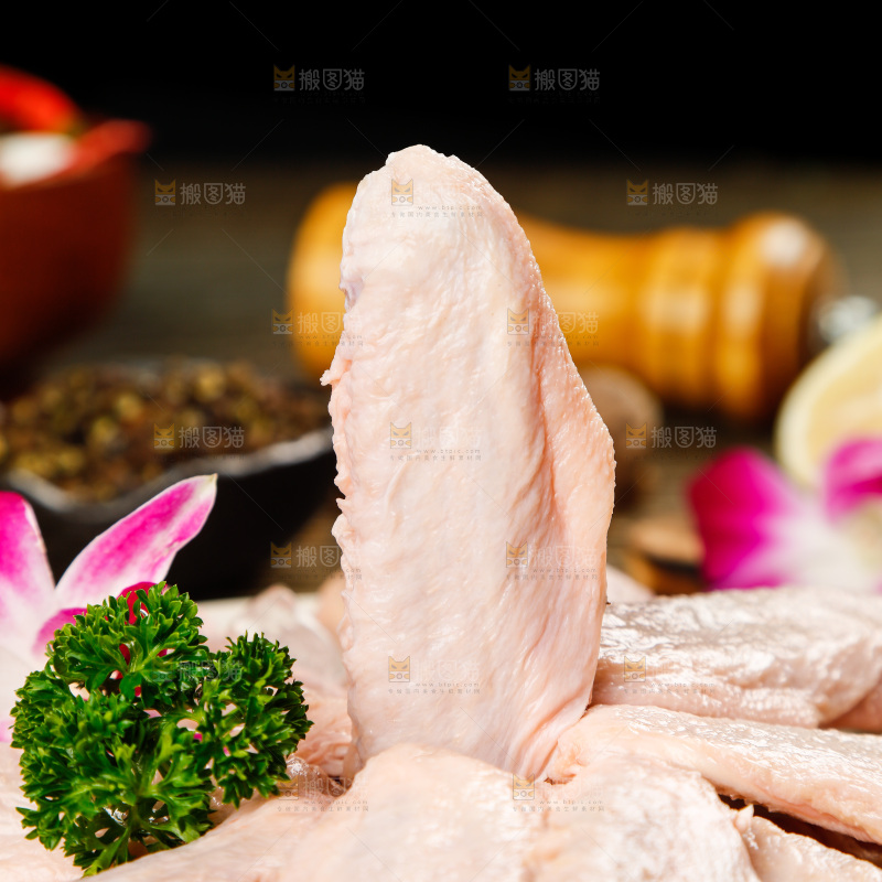 深底上的鸭翅中