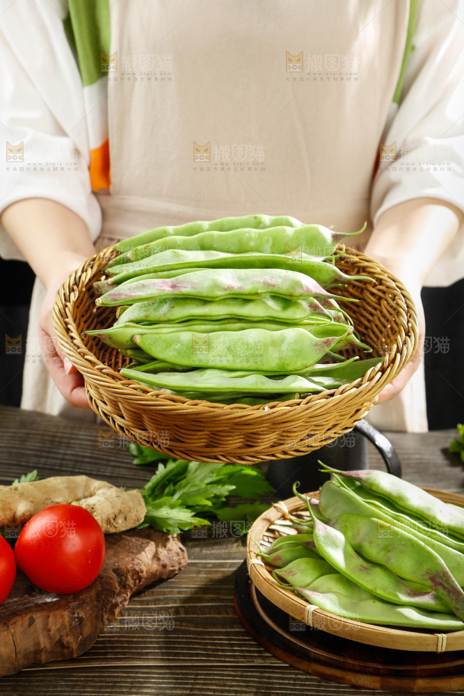 深底上的油豆角
