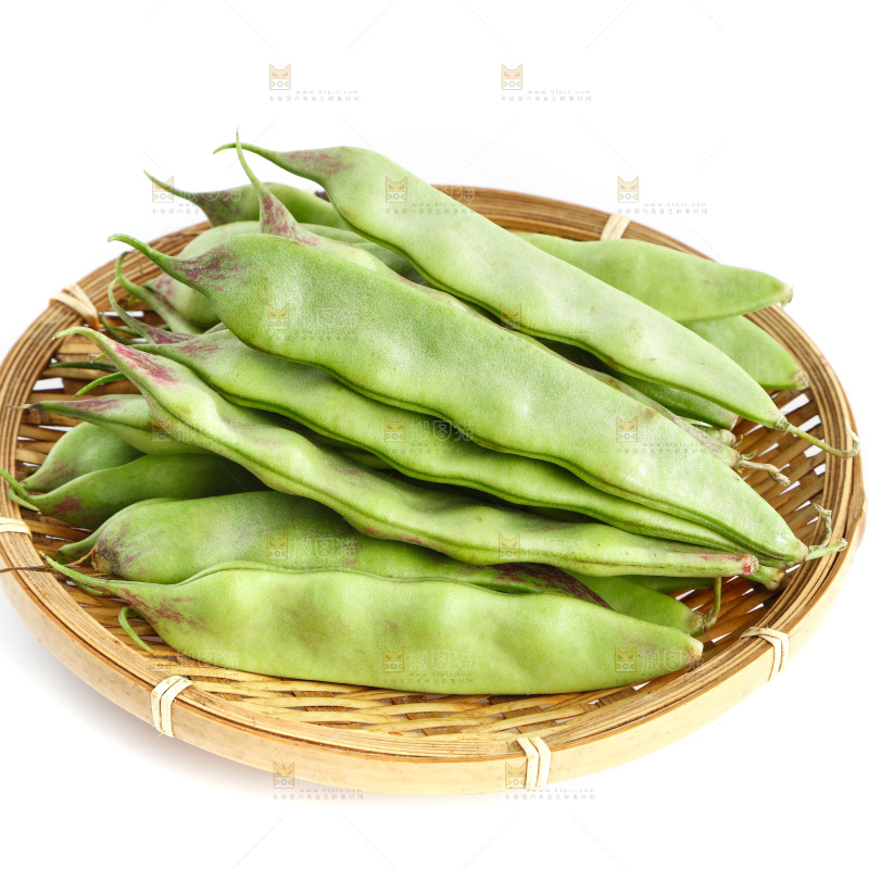 白底上的一点红油豆角