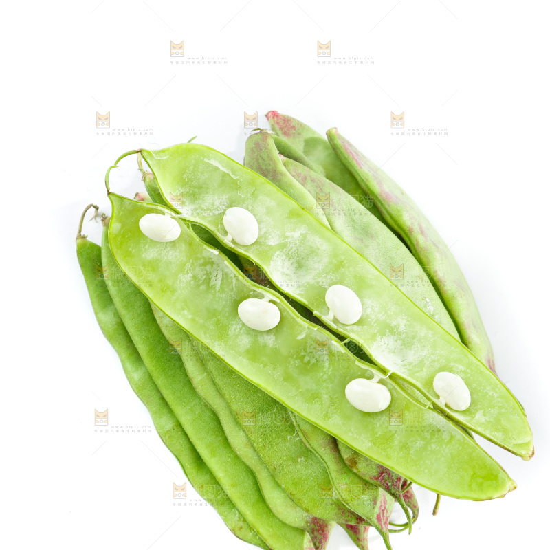 白底上的一点红油豆角
