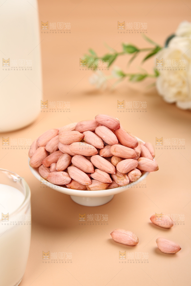 浅底上的小瘪子花生米
