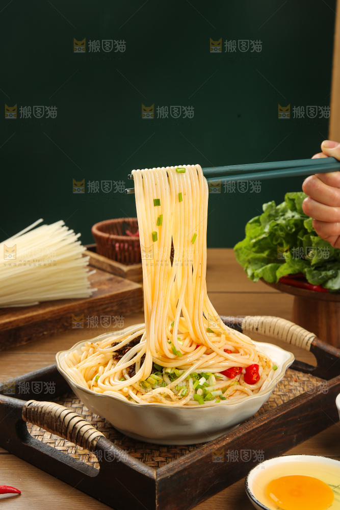 碗里的拌米粉