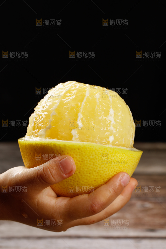 深底上的南非橙柚