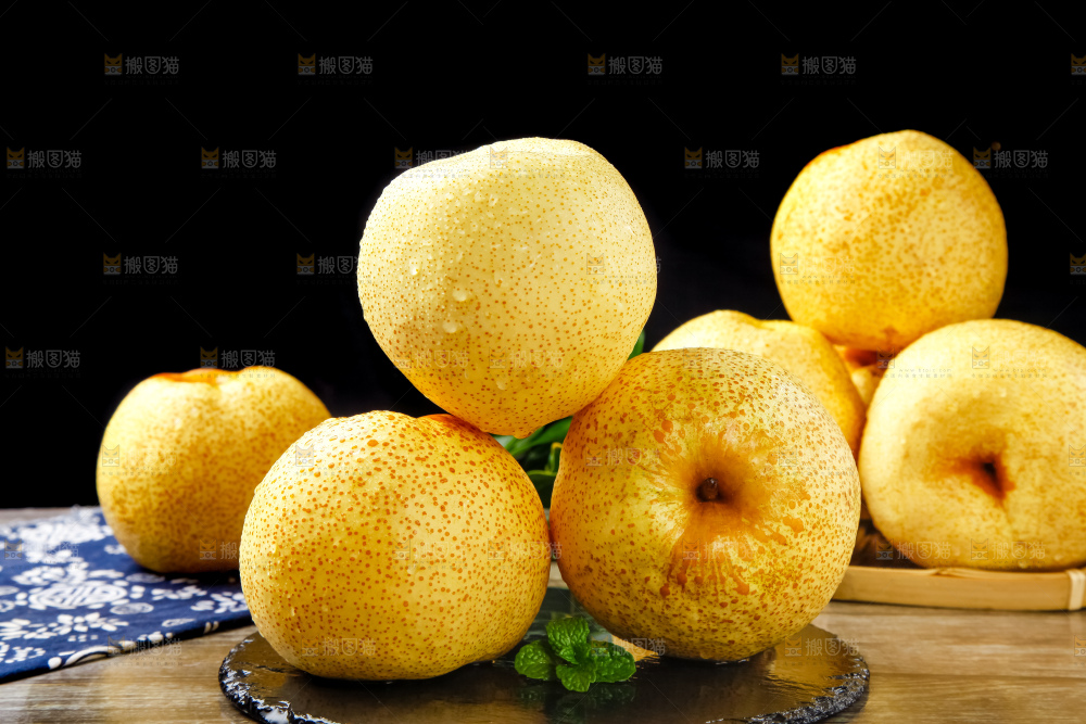 木底上的砀山酥梨