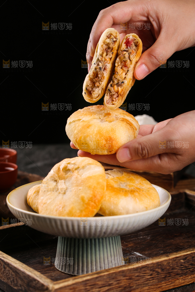 深底上的苏氏月饼