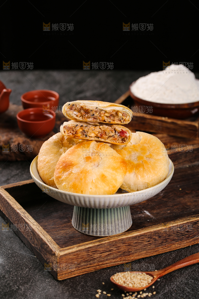 深底上的苏氏月饼